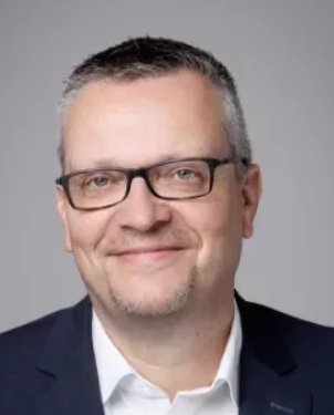 guest col headshot